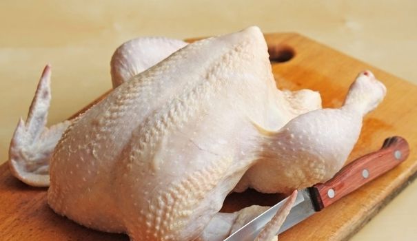 poulet-cru-1_4921399