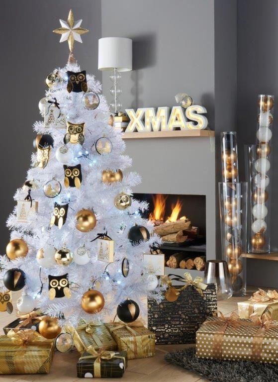 sapin-d-co-noir-et-blanc