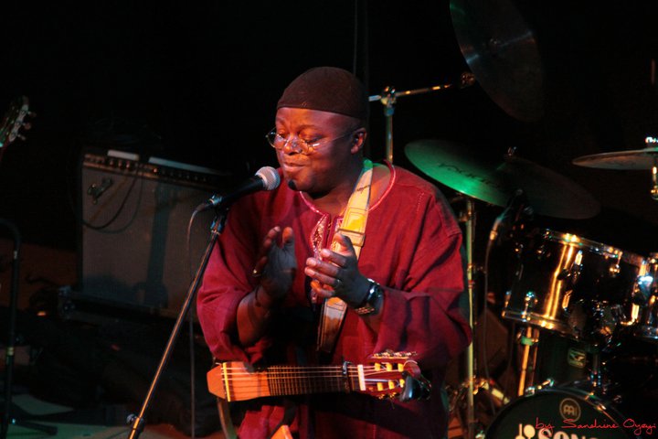 283493_244494208913217_2319209_n